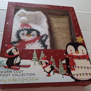 Frosted & Merry Cozy Socks & Foot Lotion Gift Set